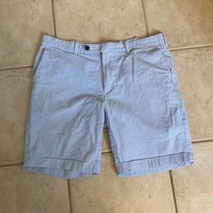 Men’s Brooks Brothers size 36 seersucker shorts